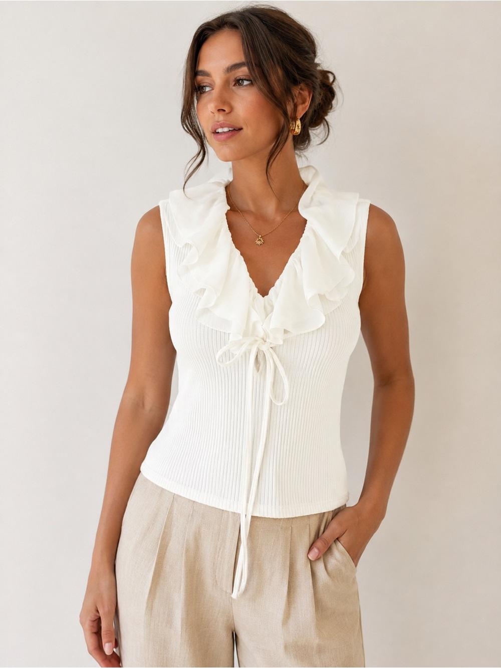 NWT Thamara Capelão White Ribbed Ruffle Tie Neck Sleeveless Top Small